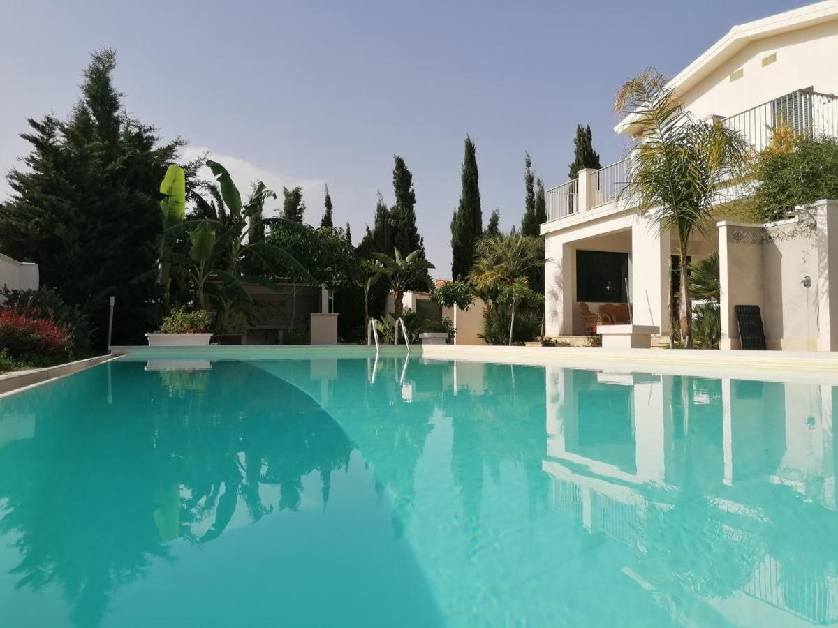 Villa Eleonora Марина ди Рагуса Екстериор снимка